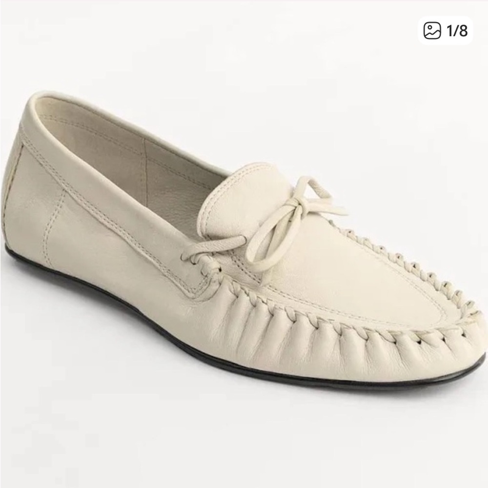 NWOT Zara Leather Loafers